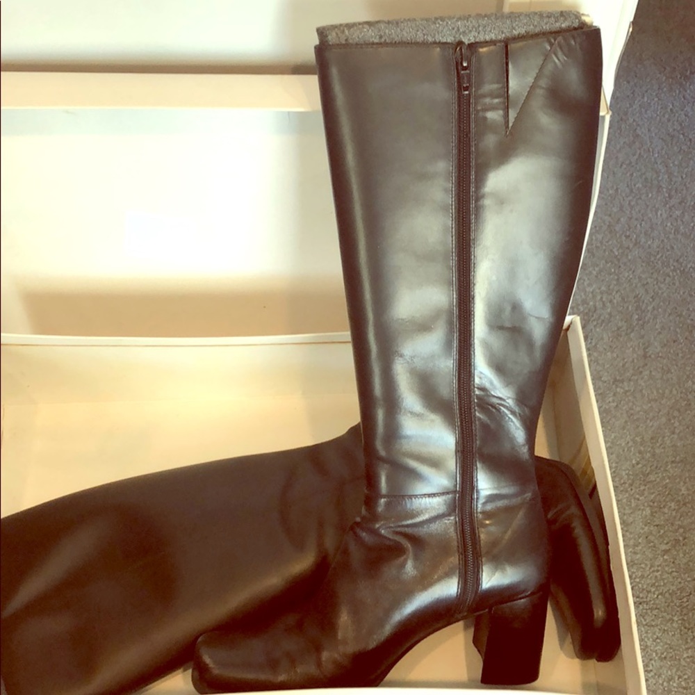 Capezio Black Boots